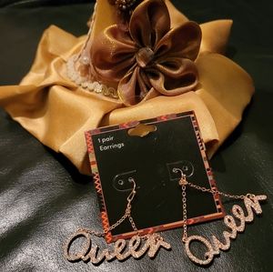 **QUEEN EARRINGS!! COSTUME JEWELRY